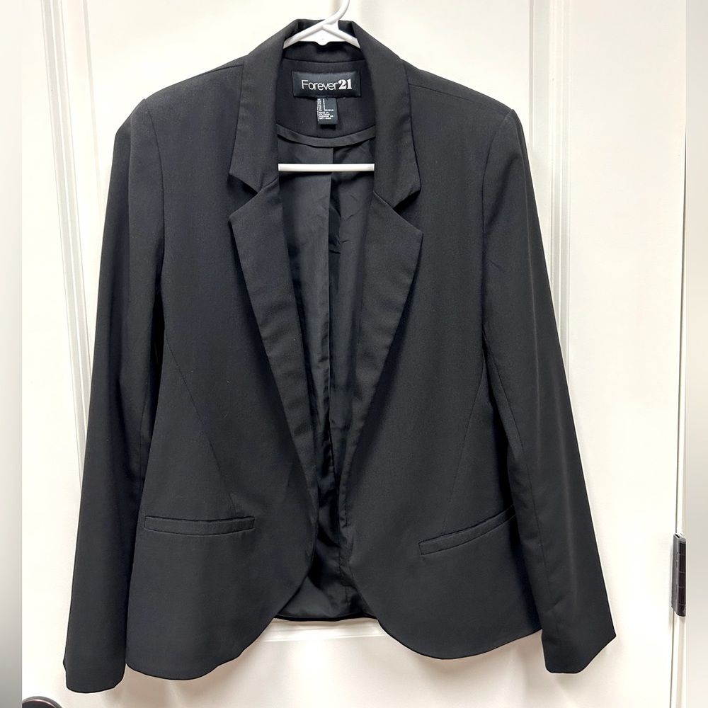 Forever 21 Black Blazer S